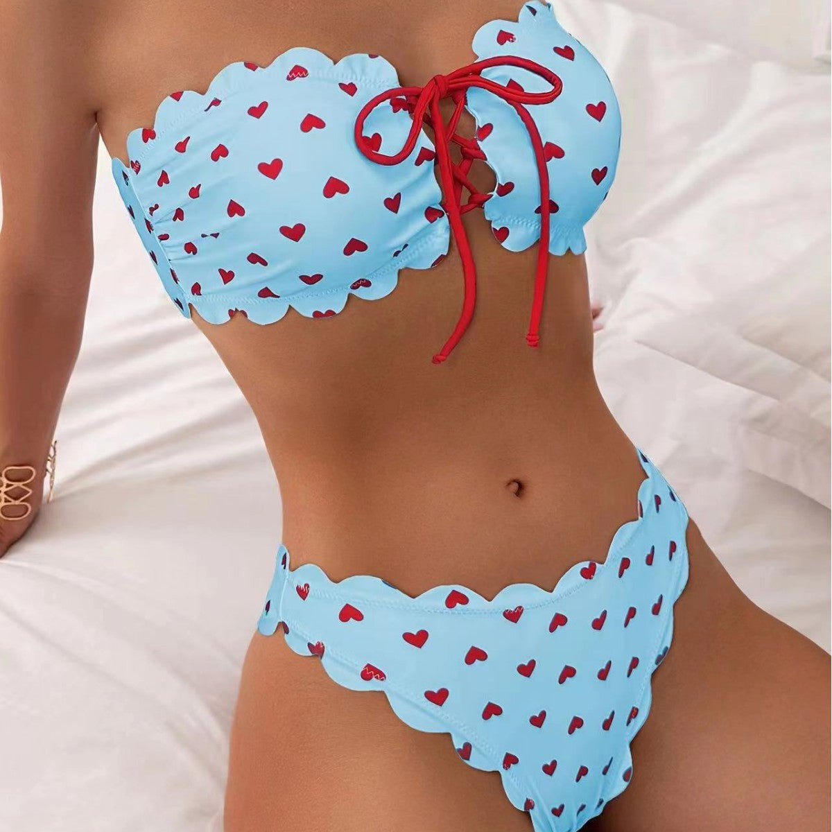 Maillot de bain 2 Pièces — Bikini Amour Print — Motif Cœurs ❤️