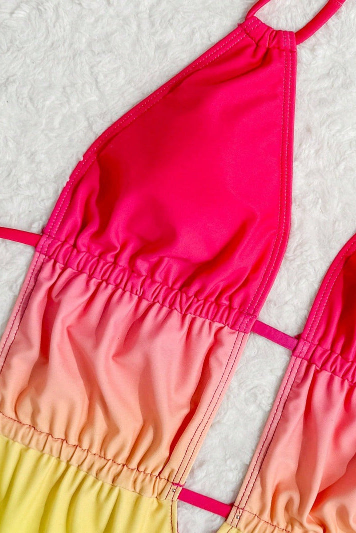 Maillot de bain 1 Pièce Prism Wave — Dégradé Arc-en-Ciel 🌈